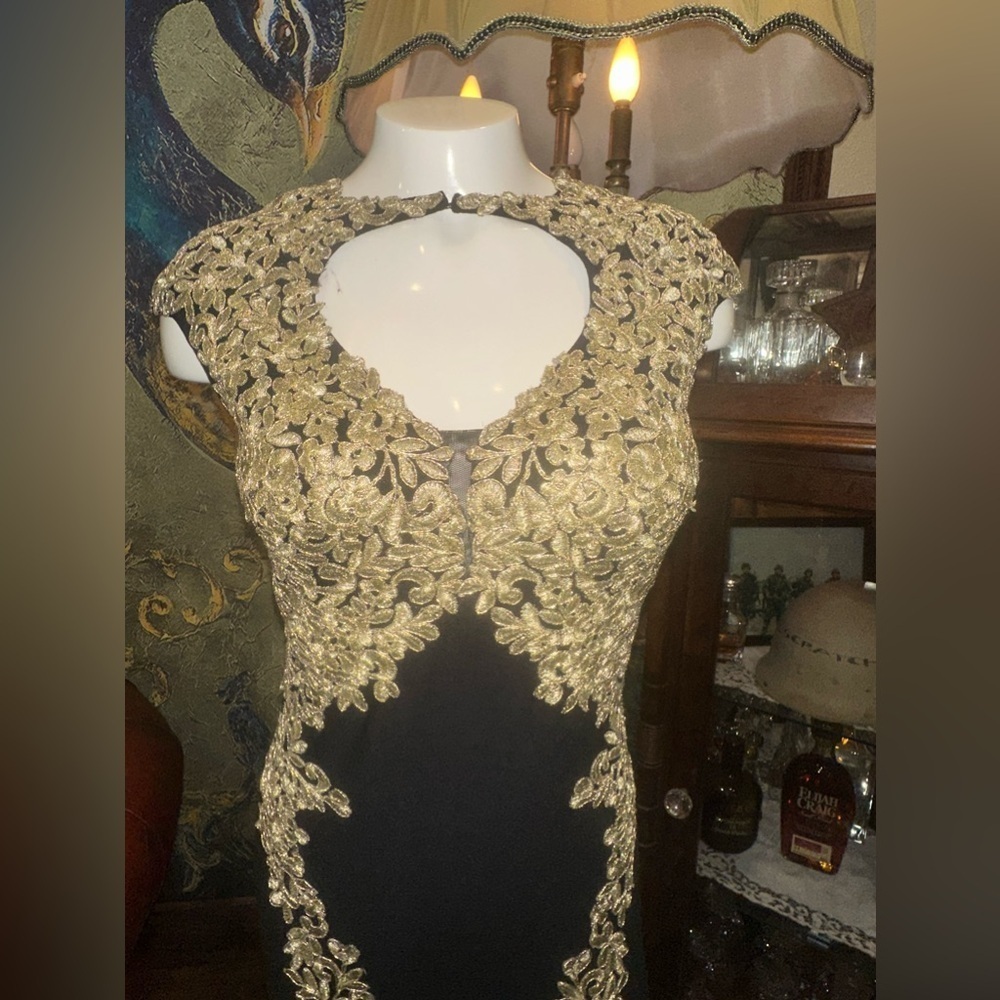 Besty & Adams Gold Embroidery Black Formal Gown Dress 0 - Picture 6 of 16